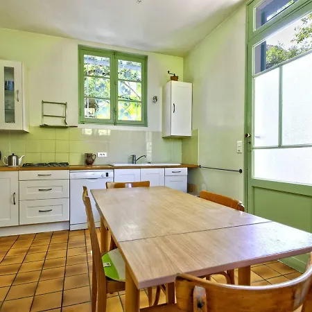 Spacieuse A - Terrasses, Jardin, Proche Plages, 5 Pour 12 Pers. * Arcachon