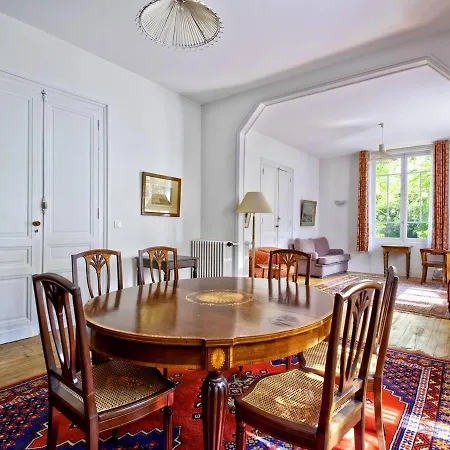 Villa Spacieuse A - Terrasses, Jardin, Proche Plages, 5 Pour 12 Pers. *